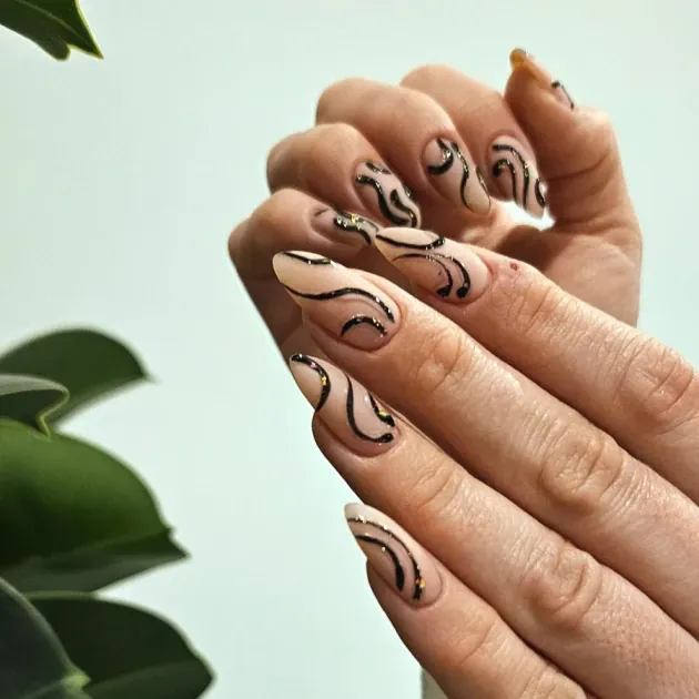 Ман. с Гел Лак (Дълги Нокти) - Reservation.Studio