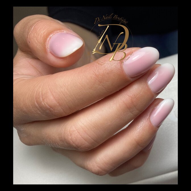 Нейл арт 💅🏻🎨 Нейл арт 💅🏻🎨