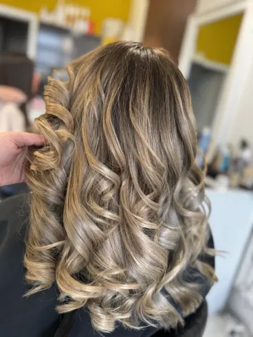 Balayage, Ombre, ανταύγειες + κούρεμα + σεσουάρ + ματ