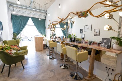 Loved by Nadezhda Visheva - Ladies Lounge Club