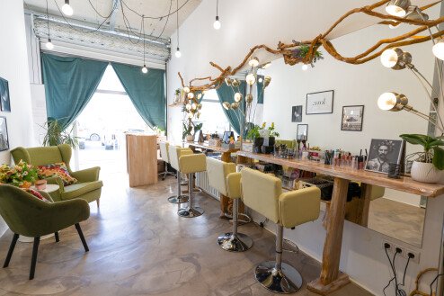 Loved by Nadezhda Visheva - Ladies Lounge Club Loved by Nadezhda Visheva - Ladies Lounge Club