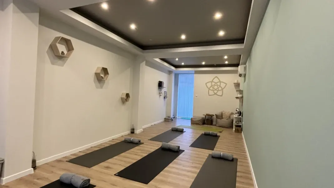 Йога студио “Re-fresh” Йога студио “Re-fresh”